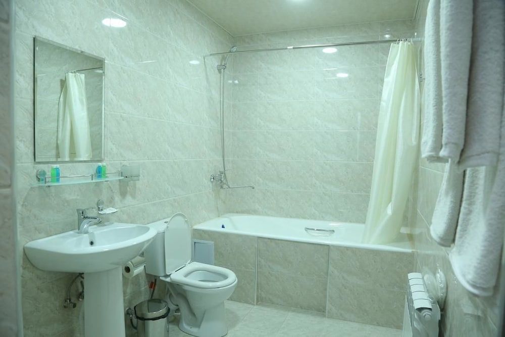 undefined Grand Capital Hotel 9