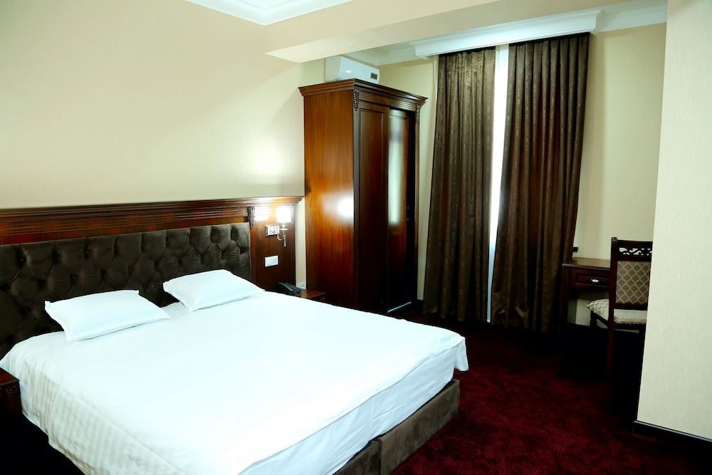 Grand Capital Hotel Junior Suite