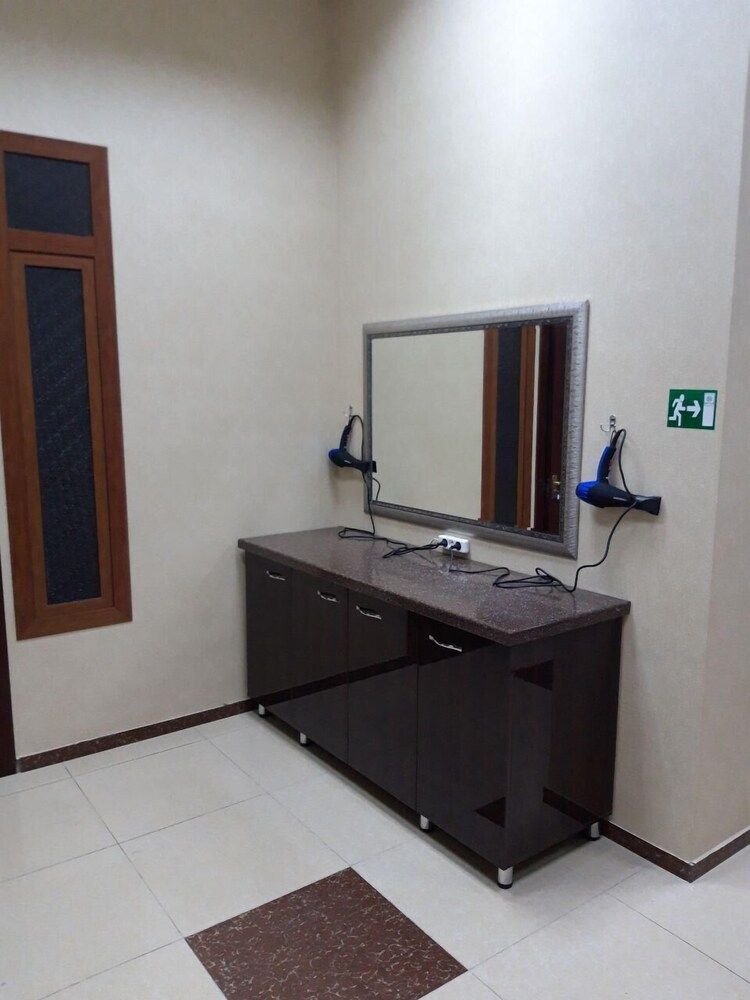 undefined Shelter Hostel 6