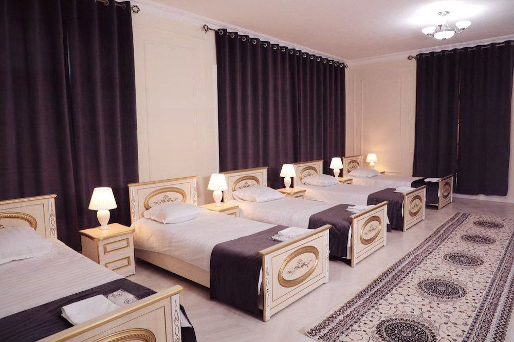 Prime Villa Hotel Family Room 2