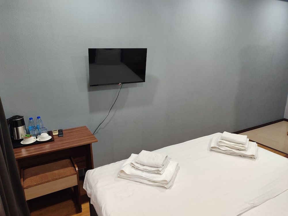 Grand Avenue Hotel Classic Double Room 3