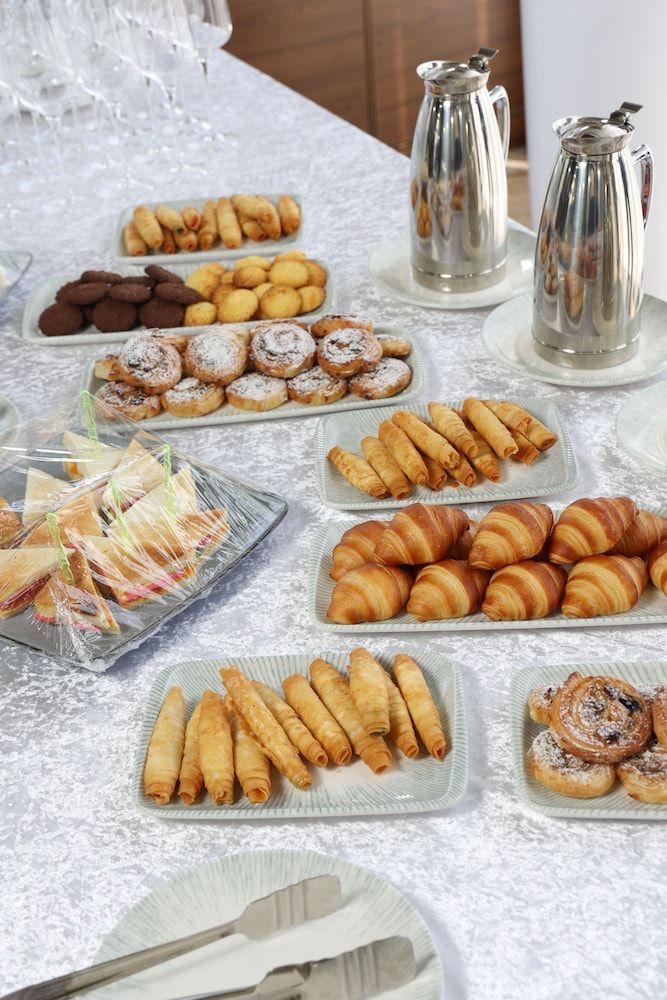 undefined Mir Luxe Plaza 9