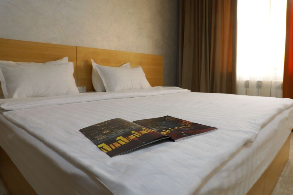 City Inn Hotel Deluxe Double Room 2