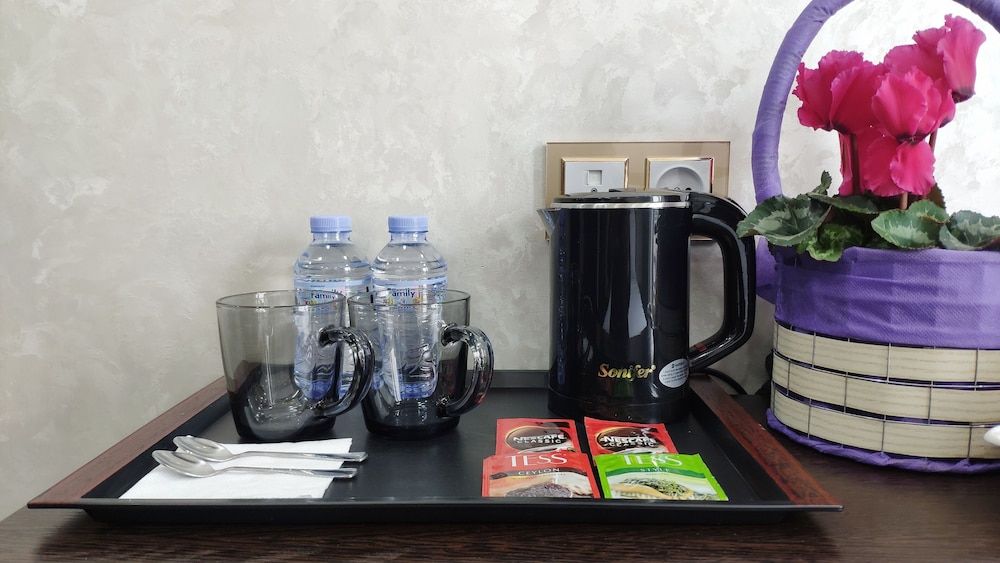 G'ayrat Hoji Ota Hotel Standard Room 9