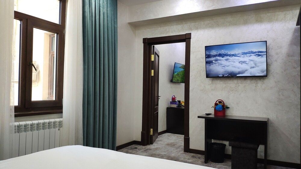 G'ayrat Hoji Ota Hotel Luxury Suite 8