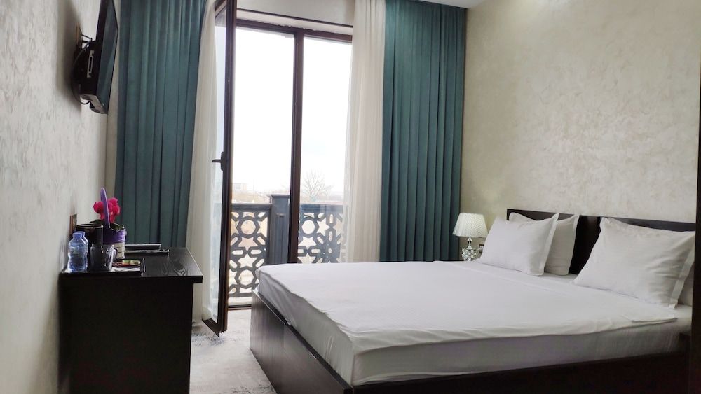 G'ayrat Hoji Ota Hotel Standard Room 7