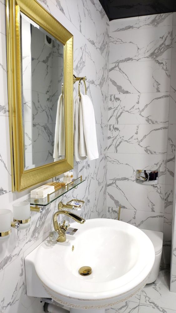 G'ayrat Hoji Ota Hotel Luxury Suite 16