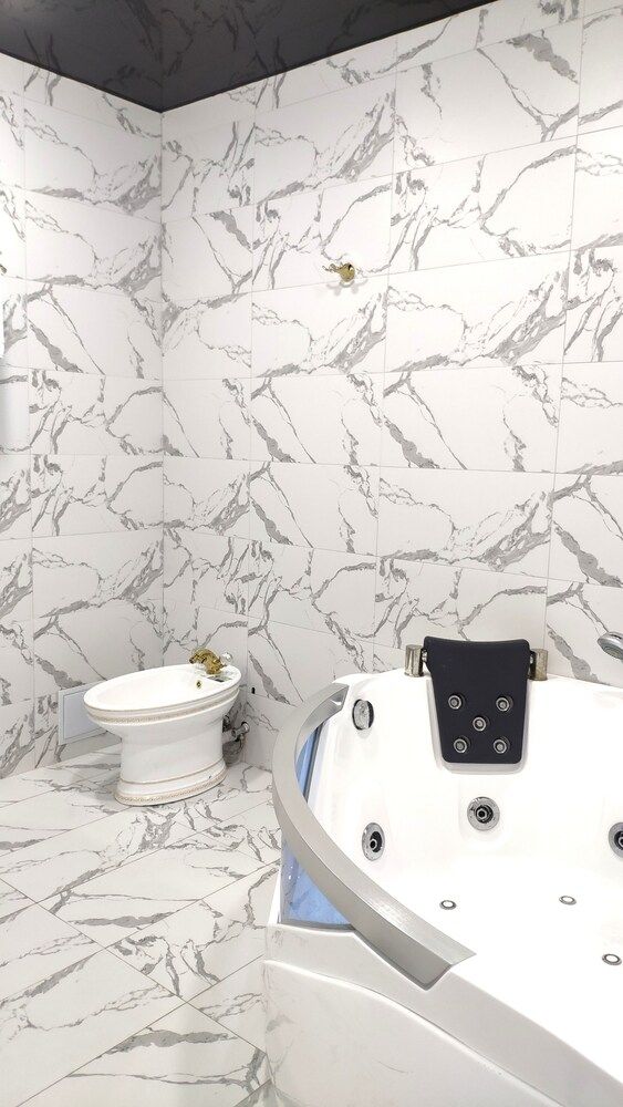 G'ayrat Hoji Ota Hotel Luxury Suite 17