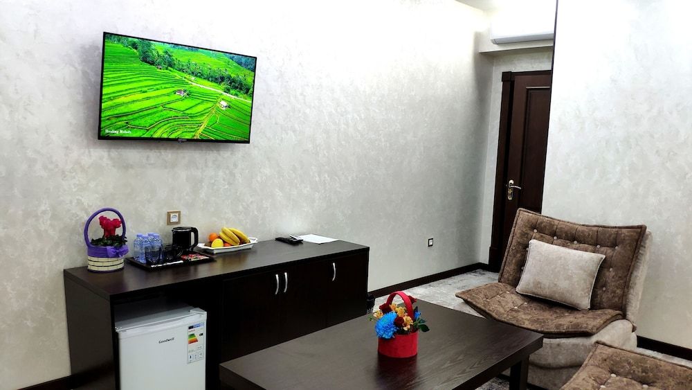 G'ayrat Hoji Ota Hotel Luxury Suite 7