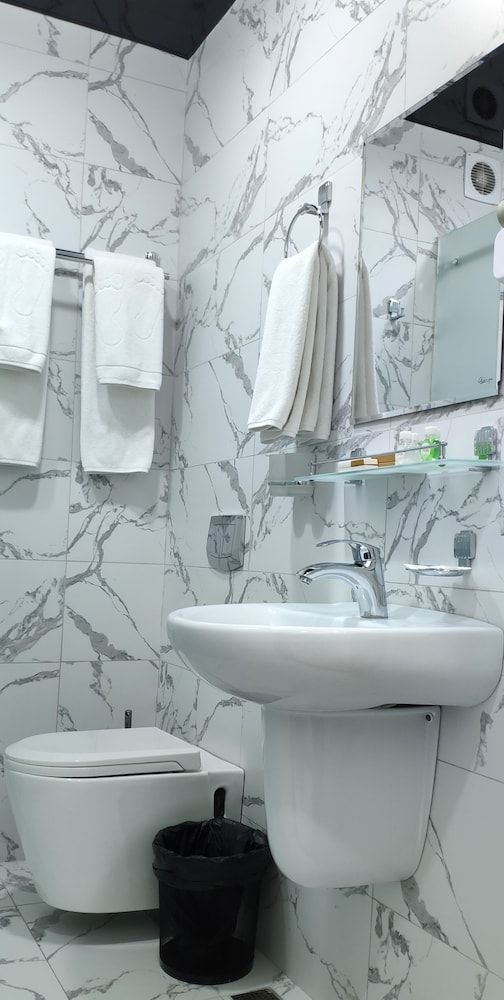 G'ayrat Hoji Ota Hotel Standard Room 6