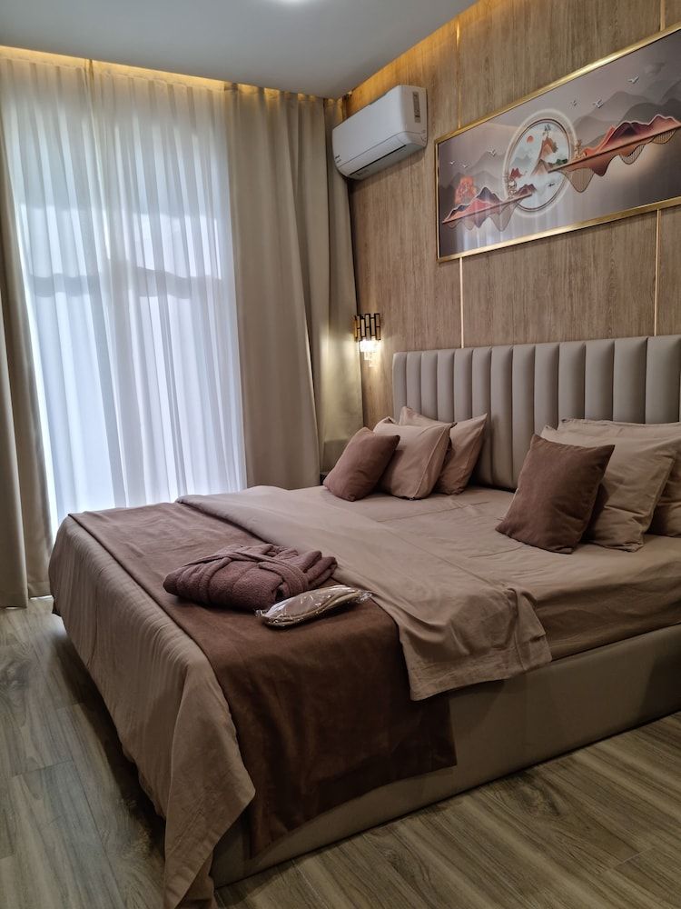 undefined Badem Garden 10