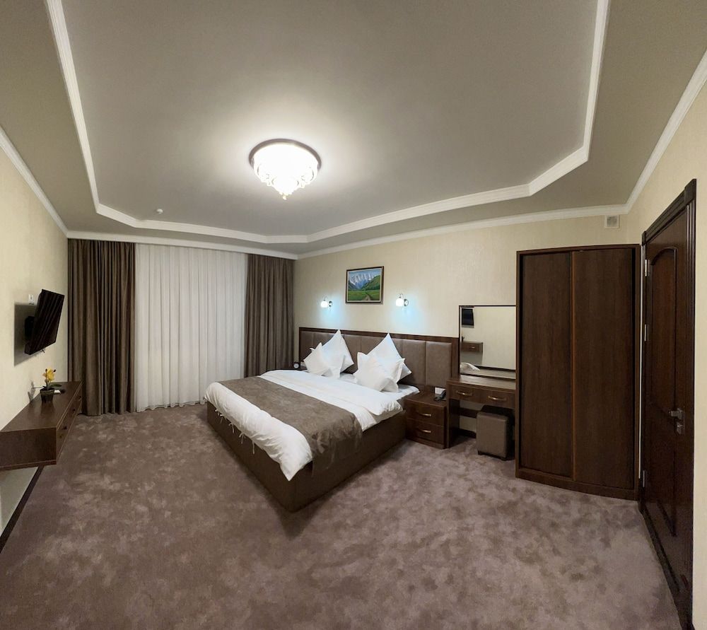 undefined Khan Palace Hotel 2