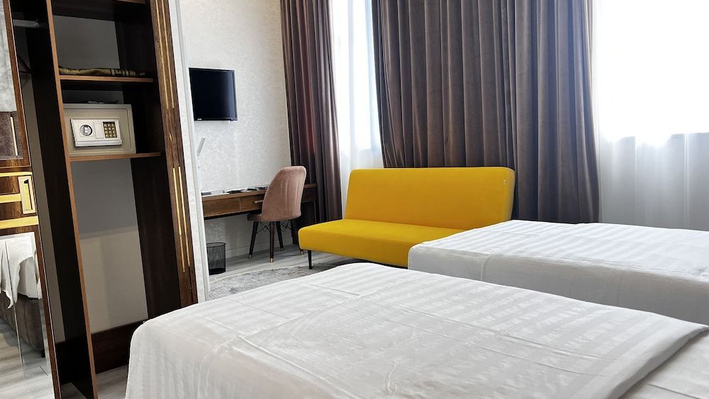 undefined Maxwell Hotel 3