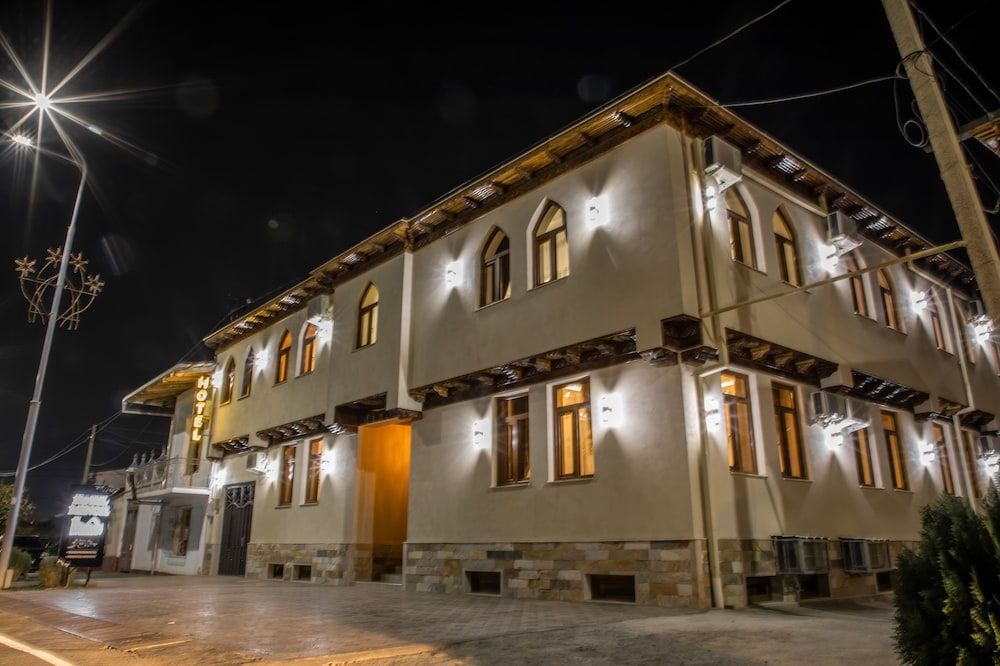 undefined Hotel Minor 6