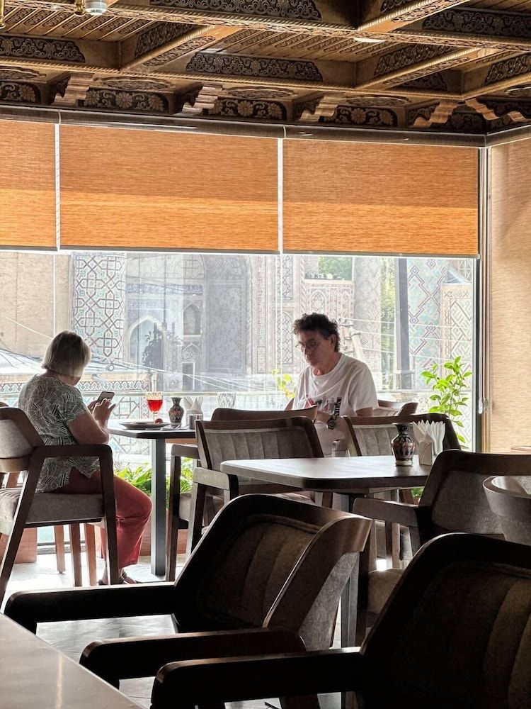 undefined Hotel Minor 7