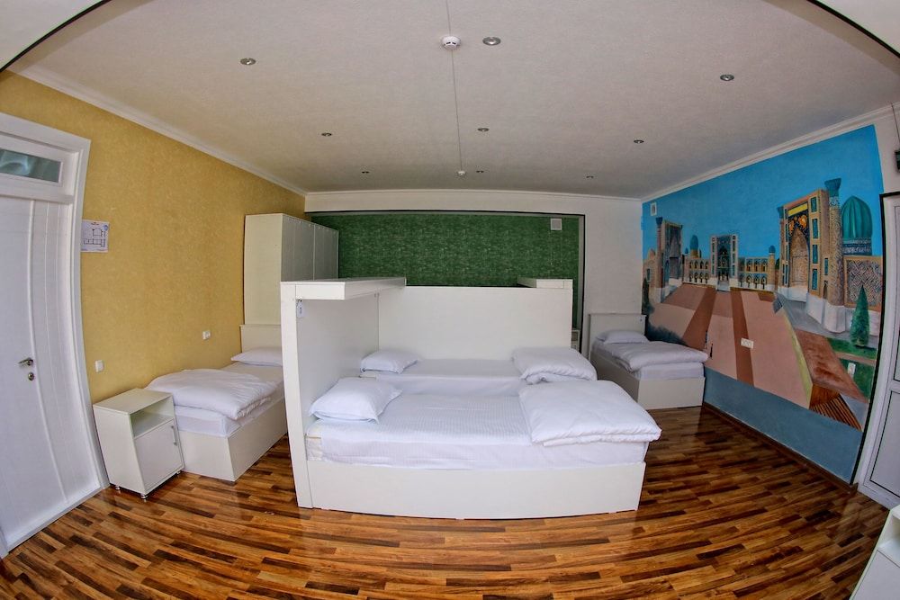 MANIJA Hostel Bed in 6-Bed Mixed Shared Dormitory 2