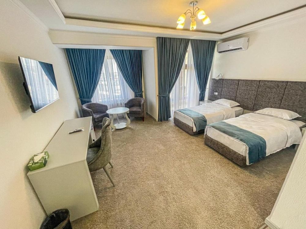 undefined Shohjahon Palace 3