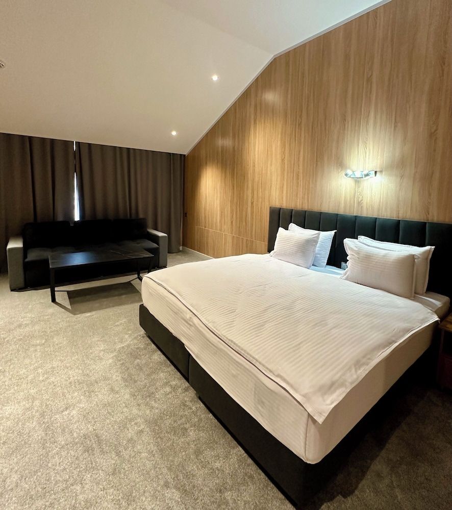 WELLFORT HOTEL Comfort Room