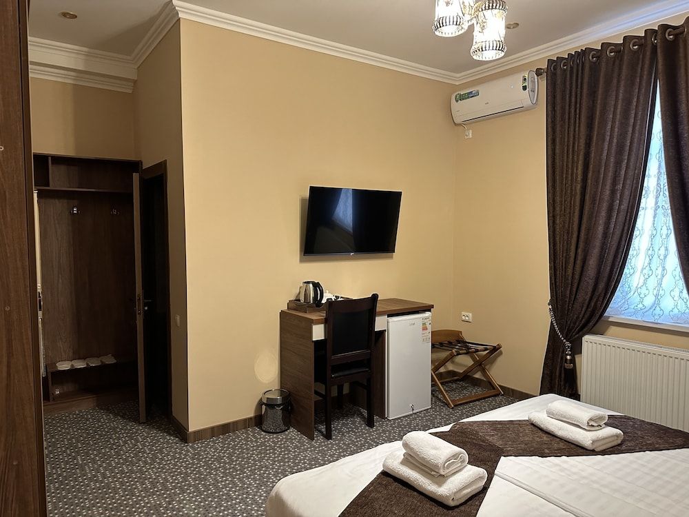 Rayyan Hotel Samarkand Comfort Double Room 5