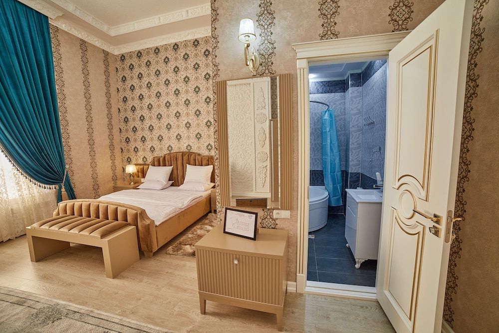 undefined Comfort Hotel 5