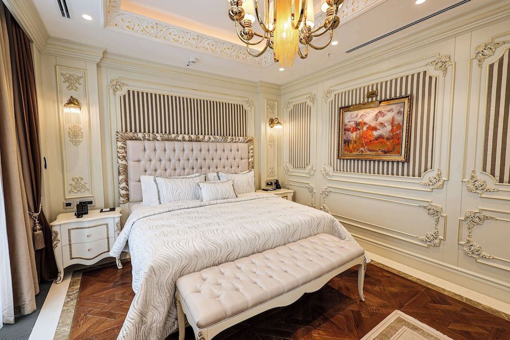 Suite, 1 King Bed (Sogd)