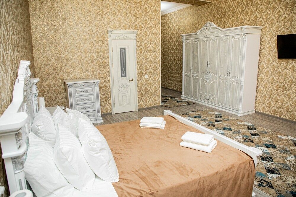 undefined Buyuk Humo Hotel 8