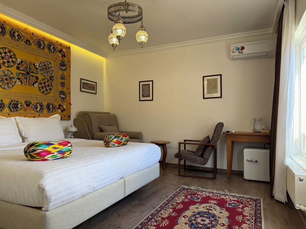 Usman Heritage Hotel