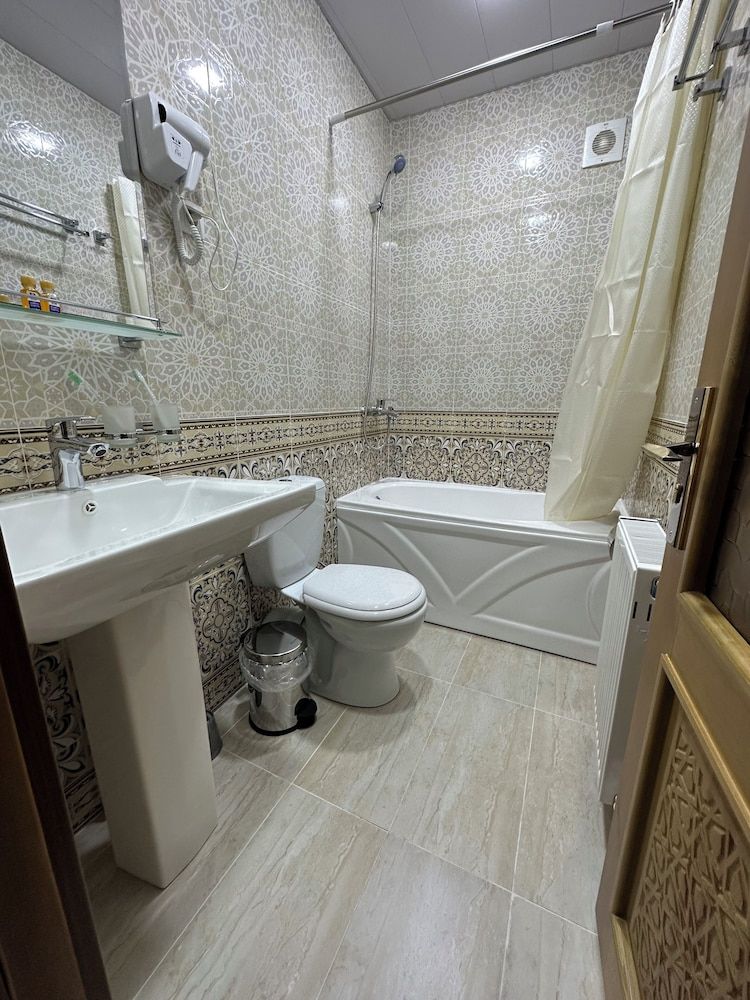 Comfort Triple Room