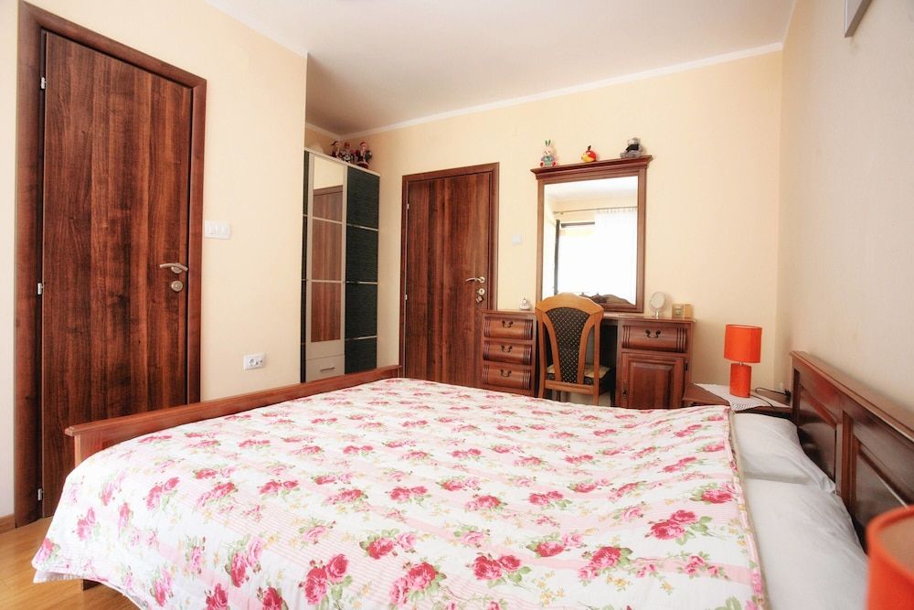 Simun Apartments