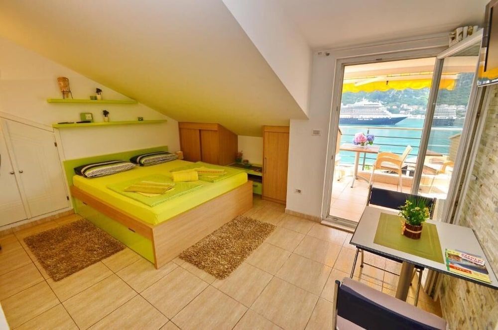 Standard Studio, Balcony, Bay View