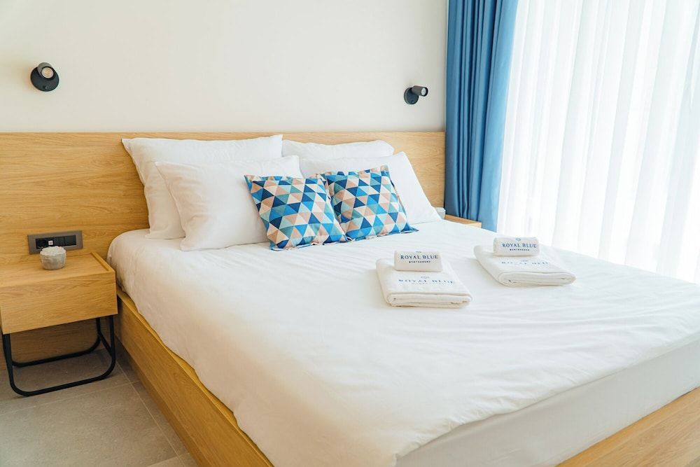 Royal Blue Resort & Residence Deluxe Studio, 1 Queen Bed, Balcony