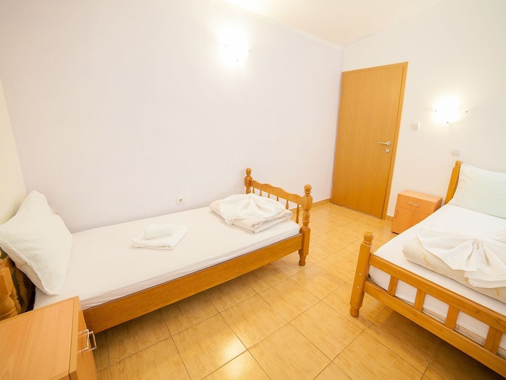Apartment, 2 Bedrooms, Balcony