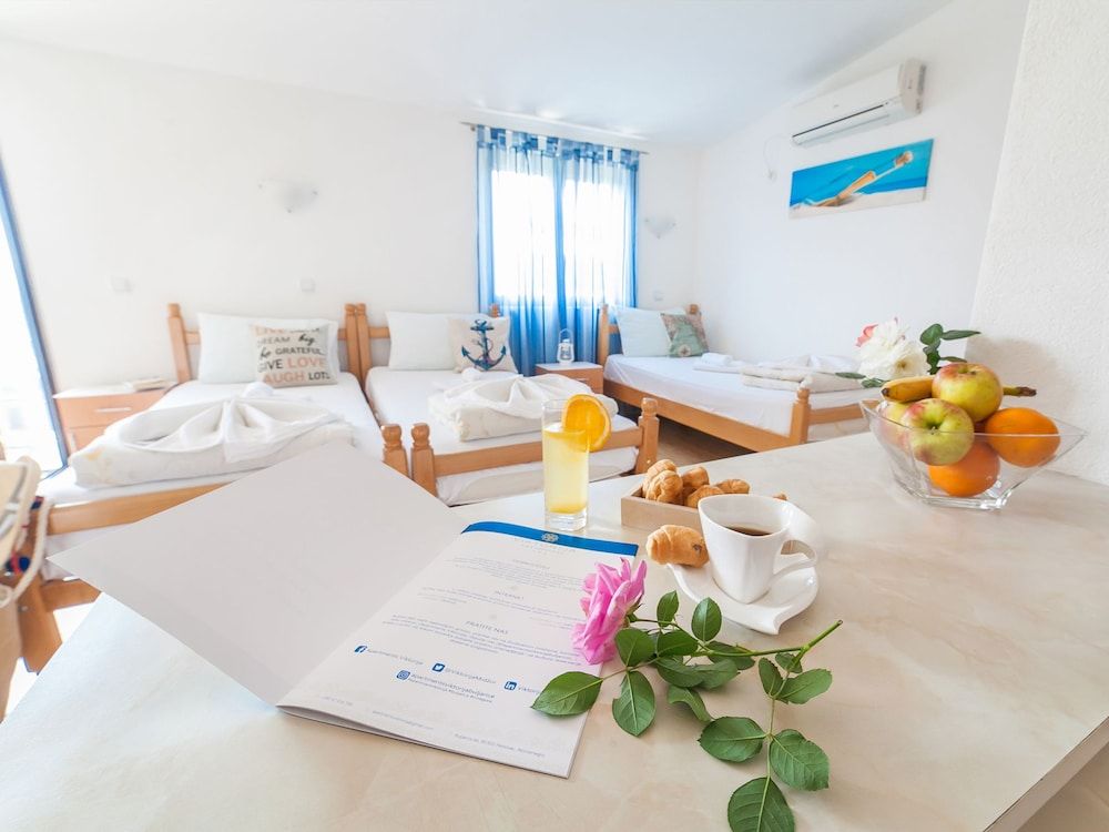 Standard Studio, 3 Twin Beds, Balcony, Sea View