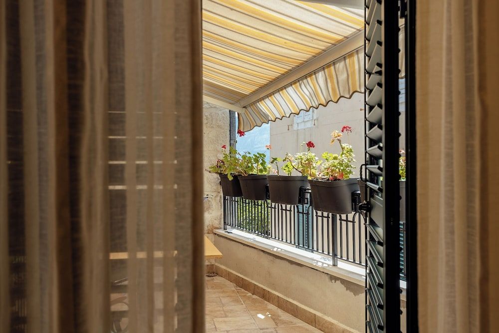 Villa Stari Grad Deluxe Double Room, Balcony 5