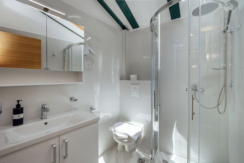 Villa Stari Grad Deluxe Double Room, Bay View 12