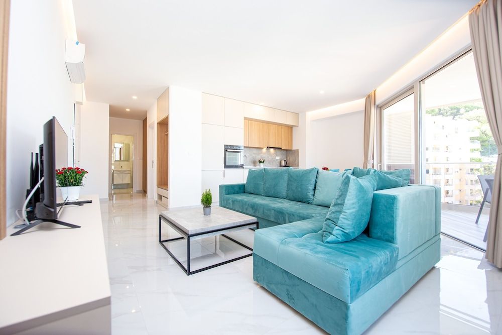 IN Property Apartments Signature Apartment 23