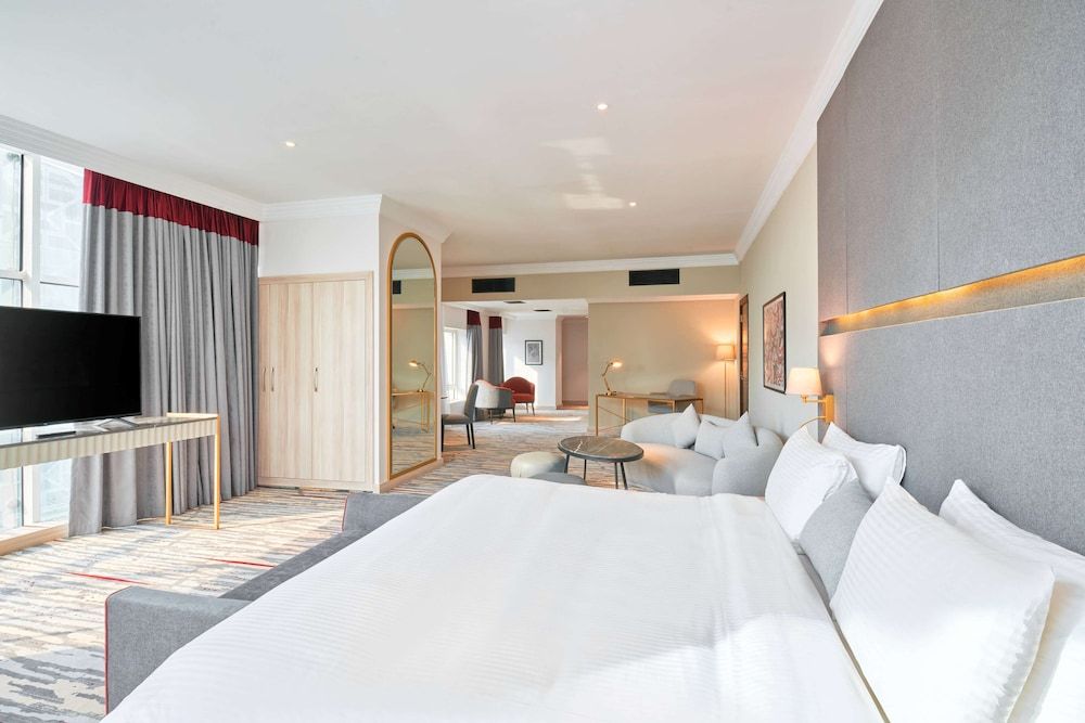 Ramada By Wyndham Doha Old Town Room, 1 King Bed, Accessible, Non Smoking (Roll-In Shower)