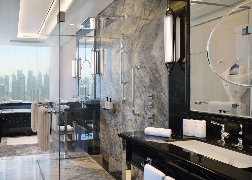 Waldorf Astoria Doha West Bay Premier Room, 2 Queen Beds 6