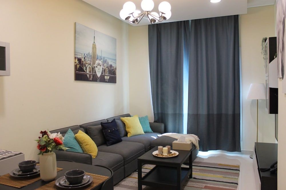 Al Manzil Residence & Suites Deluxe Apartment 24