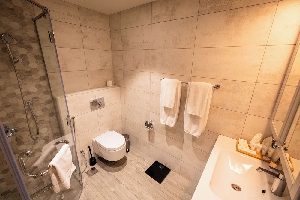 Al Manzil Residence & Suites Deluxe Apartment 17