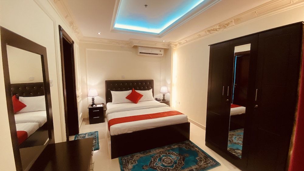 Majestic Hotel 