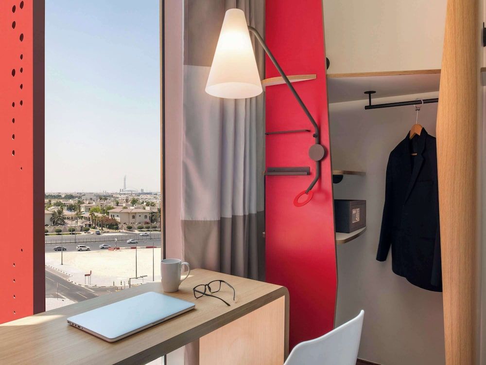 Ibis Doha Standard Room, 1 Queen Bed 4