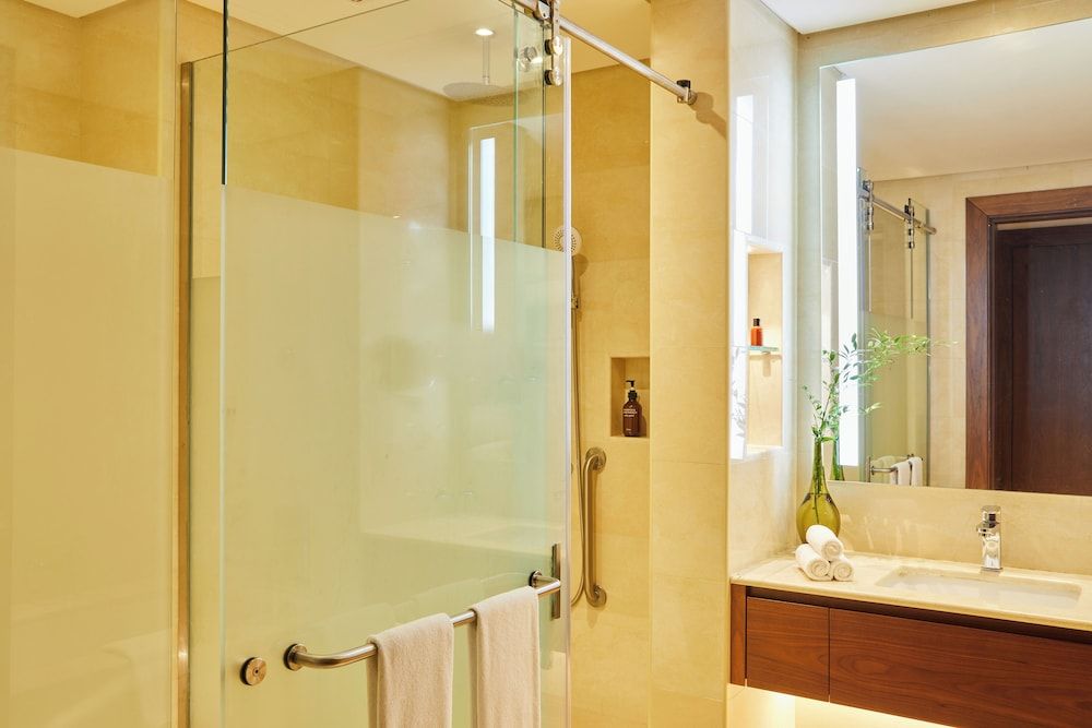 dusitD2 Salwa Doha Superior Room, 1 Double Bed 4