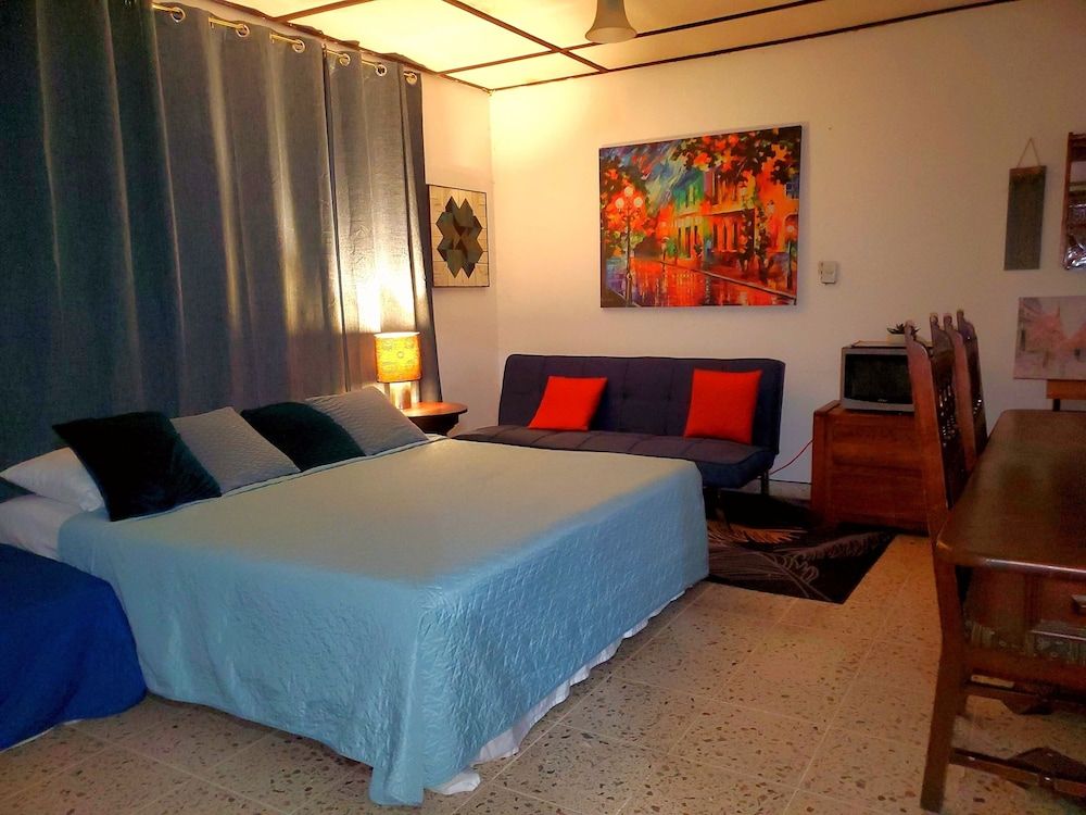 Superior Room, 1 Bedroom, Shared Bathroom, Garden View