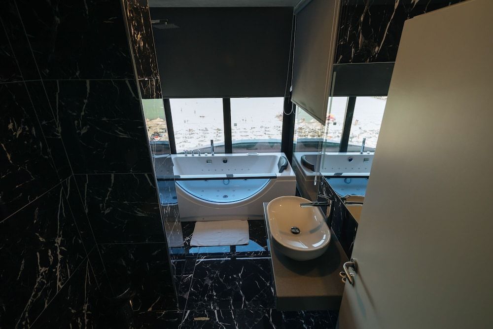 Brilliant Hotel & Spa Junior Studio Suite 6