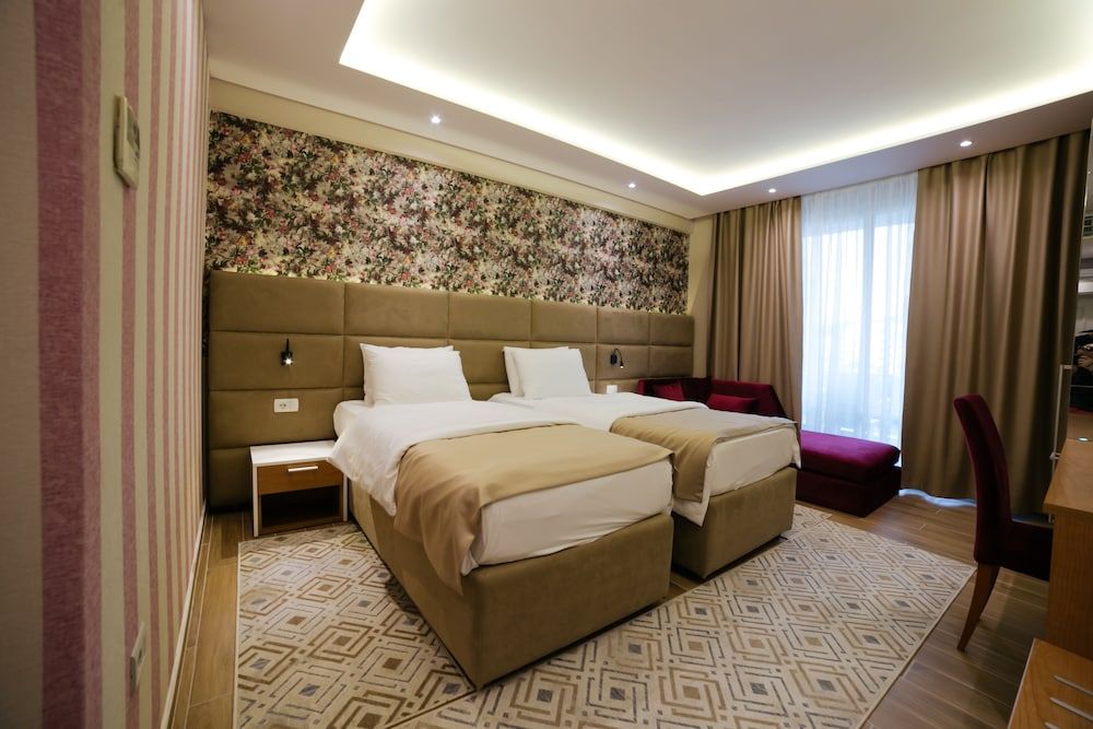 Albanian Star Hotel Superior Double Room, Sea View 3