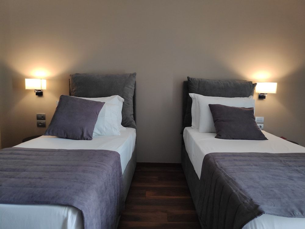 Supreme Hotel & Spa Standard Double or Twin Room 3