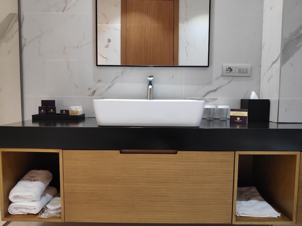 Supreme Hotel & Spa Comfort Double Room, Balcony 7