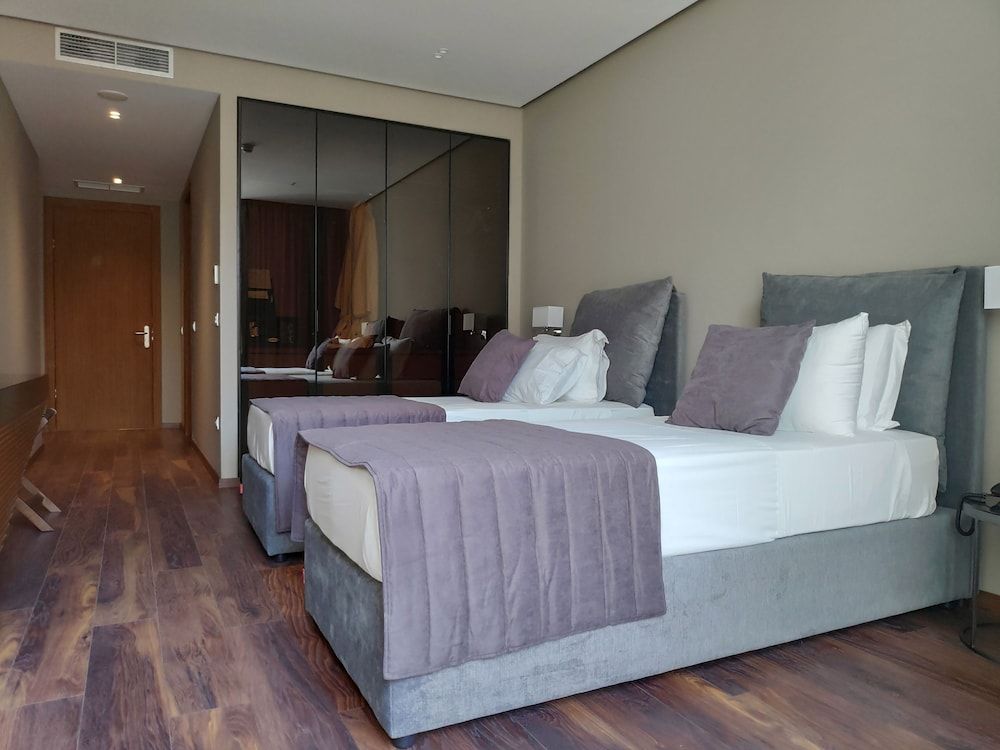 Supreme Hotel & Spa Standard Double or Twin Room 2