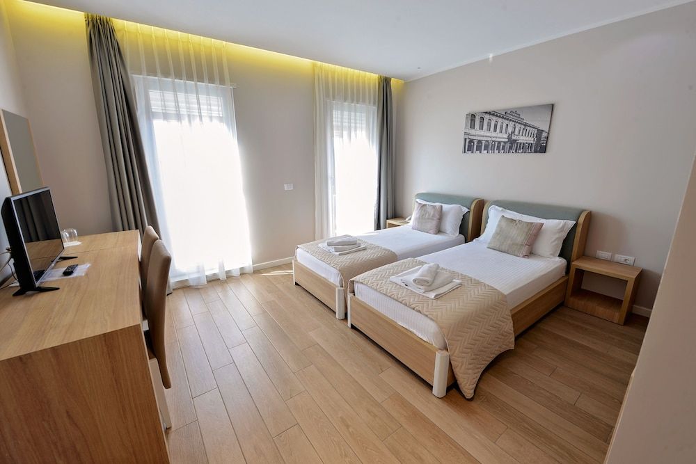 undefined Alis Hotel 5